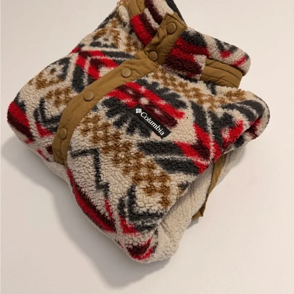 Columbia‎ Fleece with Geometric Design - Picture 6 of 9